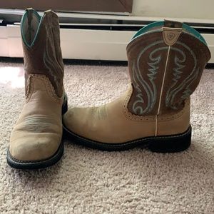 Fat baby Ariat Boots